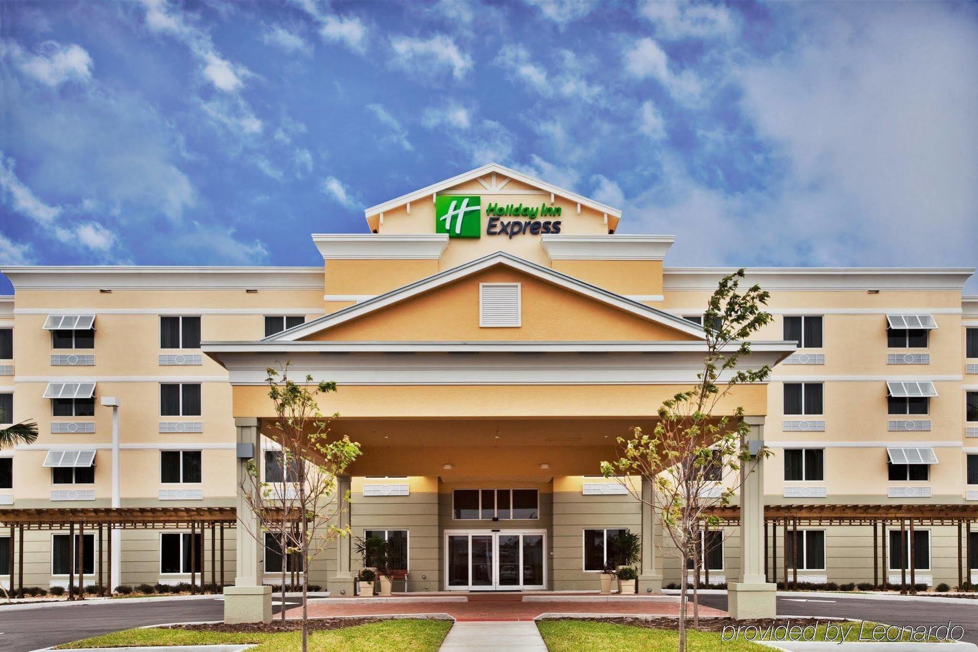Holiday Inn Express Hotel & Suites Palm Bay By Ihg Zewnętrze zdjęcie